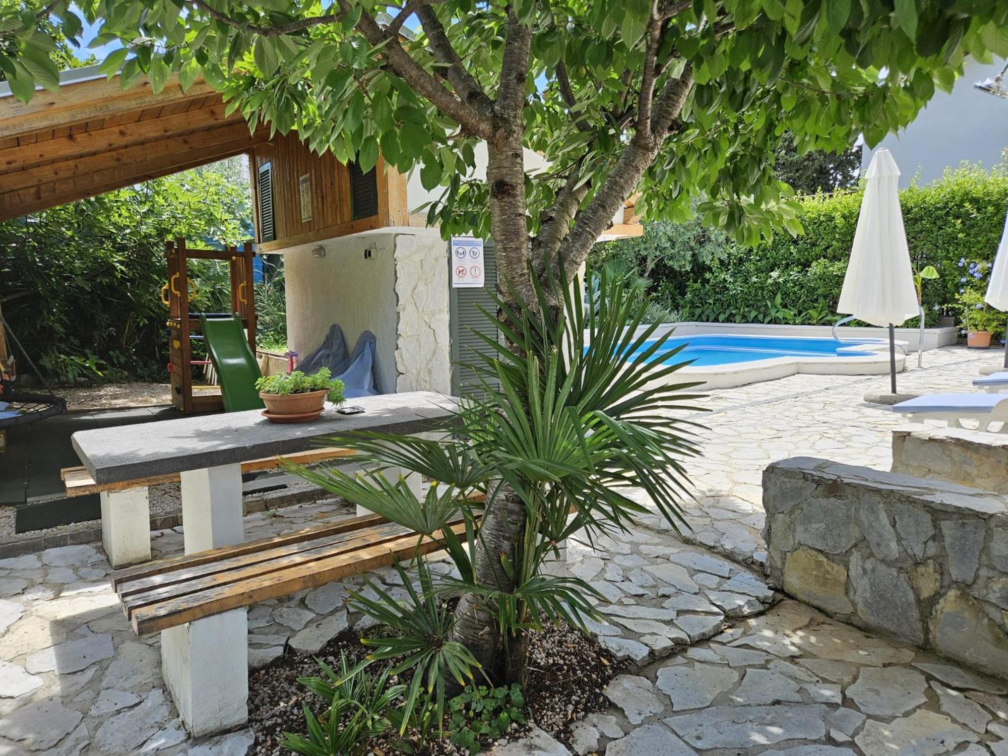 Apartments Mirko Malinska Exterior foto